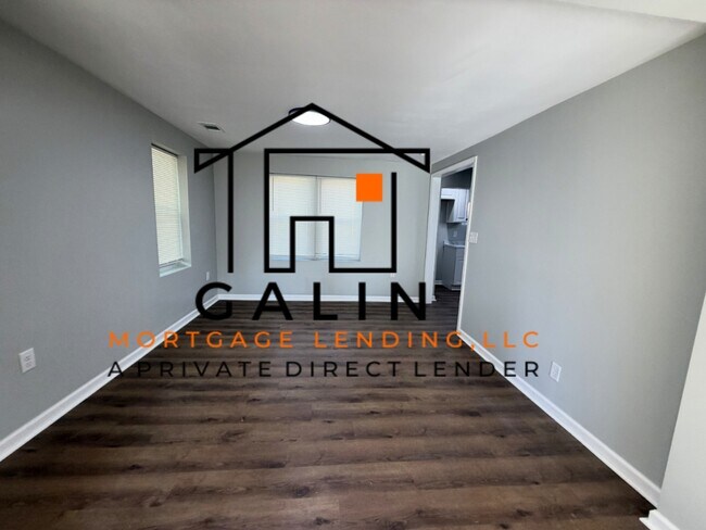 Building Photo - 602 W 61st St