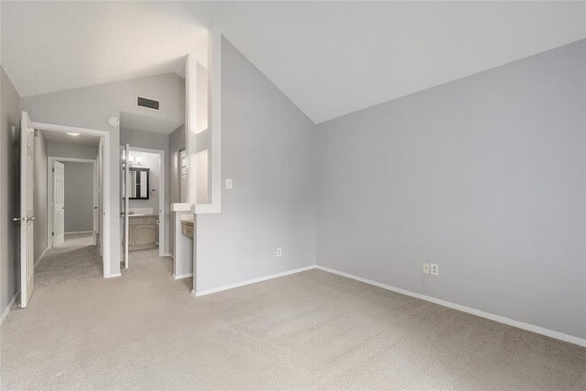 Building Photo - 1800 Cinnamon Path