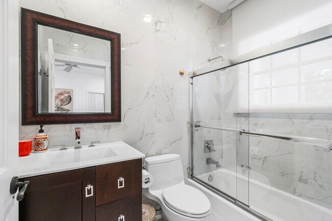 Building Photo - 11839 Maidstone Dr