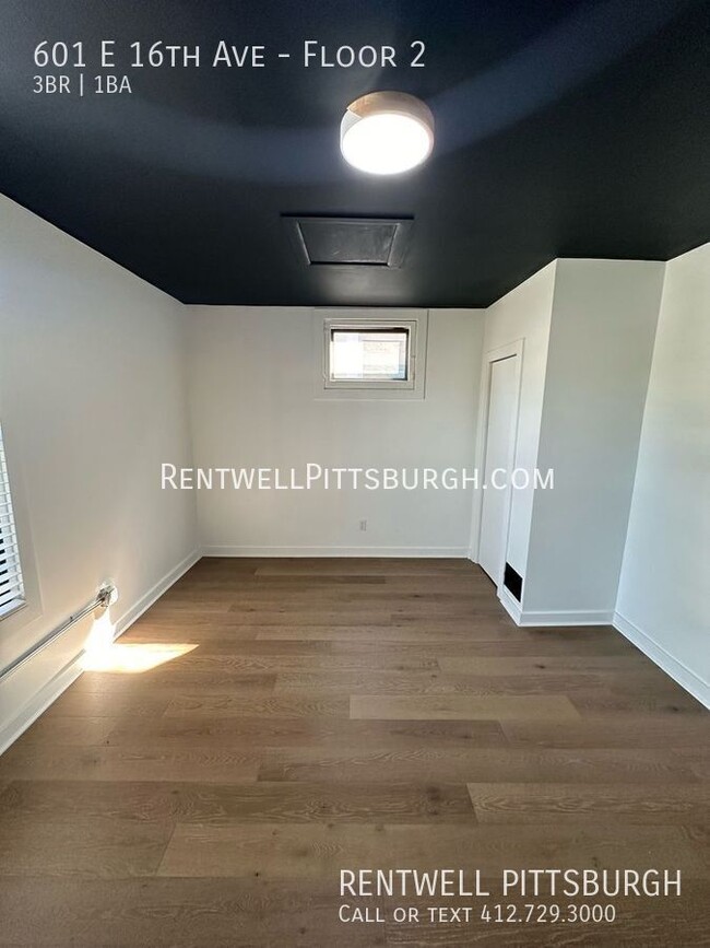 Building Photo - 3-2 Bedroom Apartment in Munhall