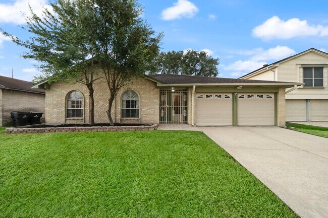 Primary Photo - 3627 Hombly Rd