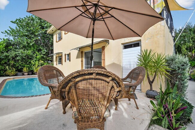 Primary Photo - 216 Ocean Breeze