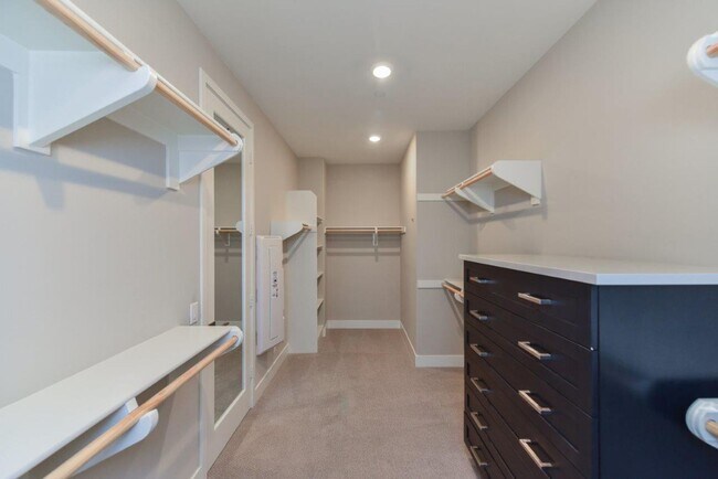 Building Photo - 4bd/4.5ba Single Family House w/ VIEW Gated Community Altair Irvine for rent