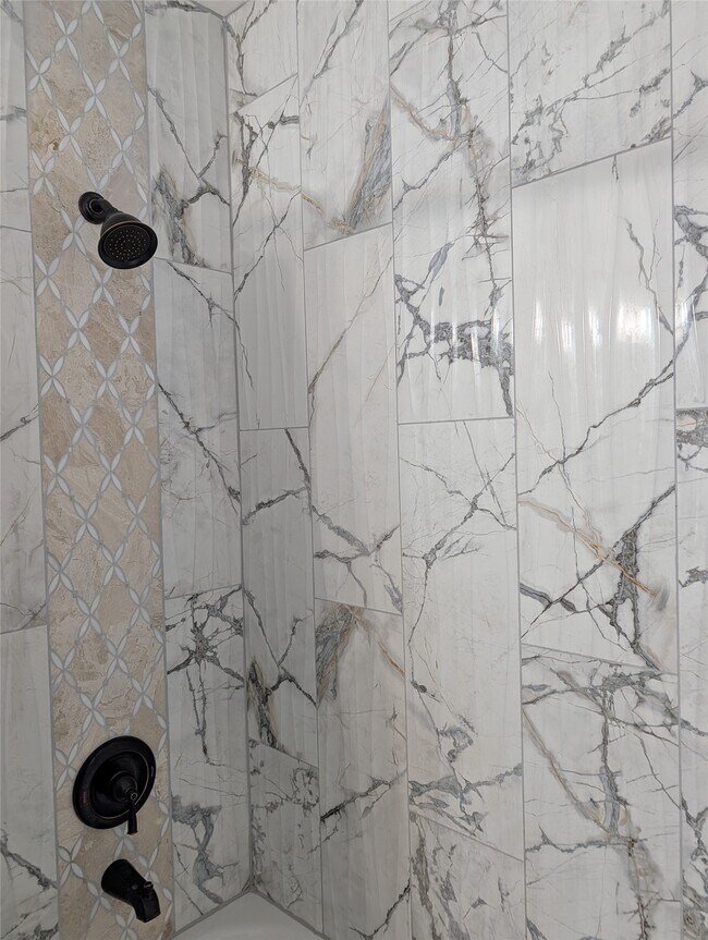 Building Photo - 13231 Babbitt St