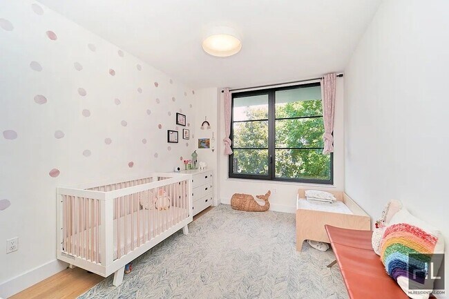 Building Photo - WEBSTER AVENUE