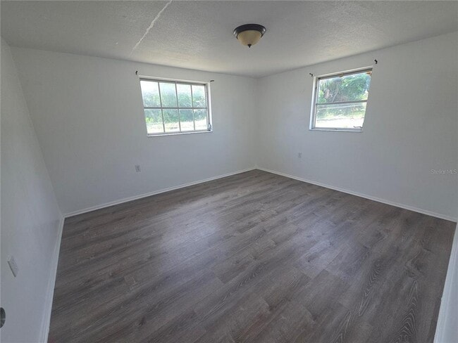 Building Photo - 1505 Roundtree Rd