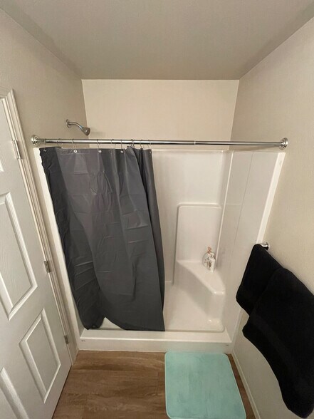 Building Photo - 601 S Kent St