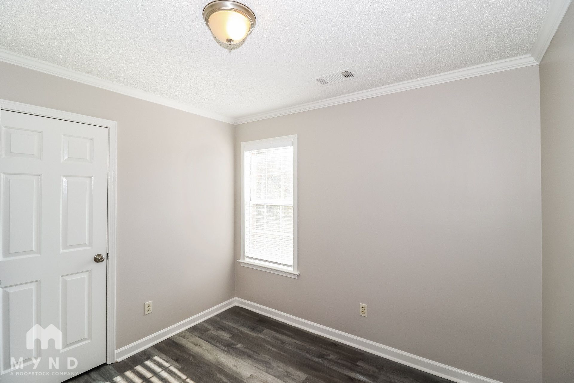 Building Photo - 9020 Pepper Hollow Ct