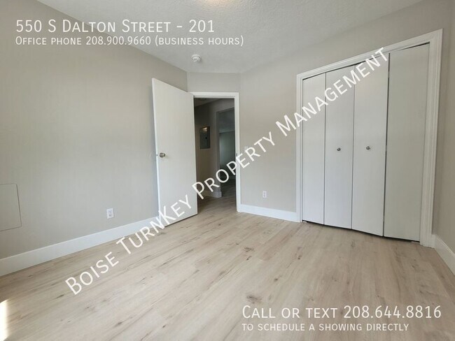 Building Photo - 550 S Dalton Ln