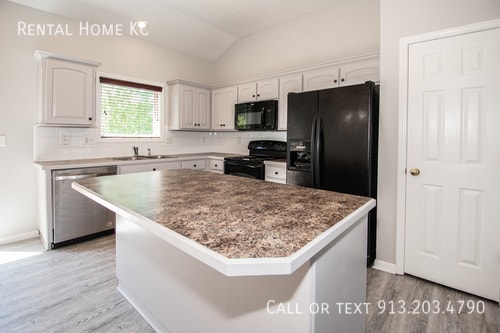 Building Photo - 23815 W 126th Terrace