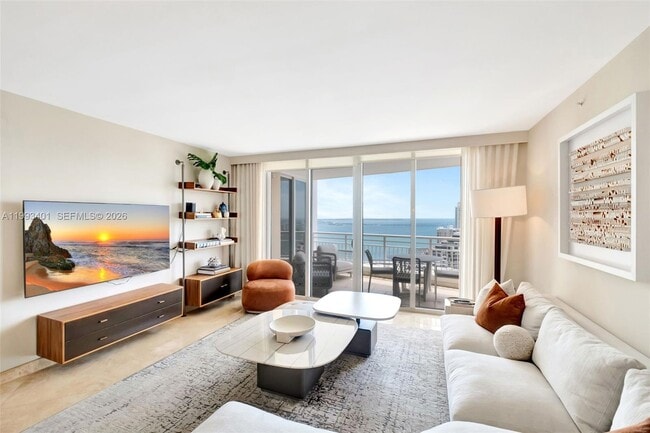 Building Photo - 848 Brickell Key Dr