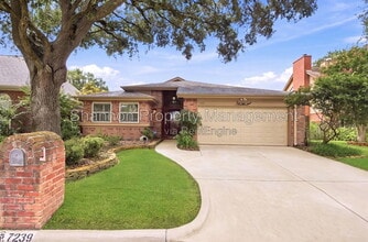 Building Photo - 7239 N Hearthstone Green Dr