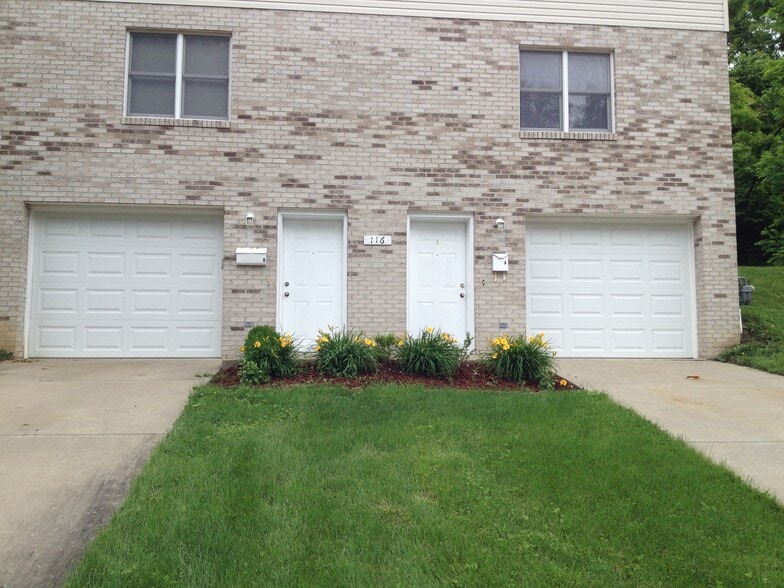 Building Photo - 116 Woodcrest Dr