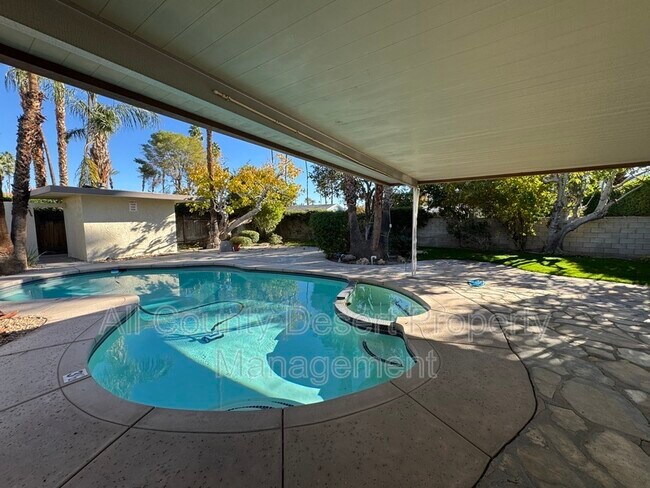 Building Photo - 70181 Sun Valley Dr