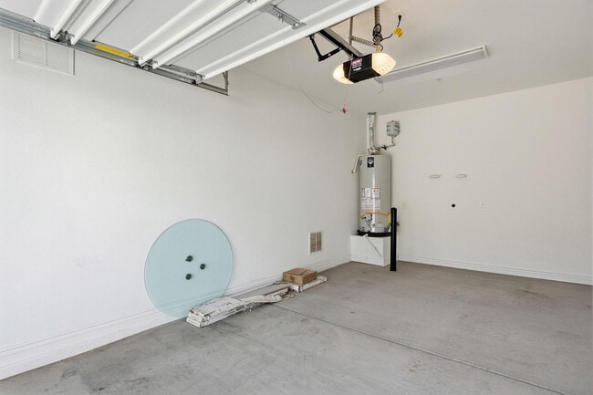 Building Photo - 5100 E Rancho Paloma Dr