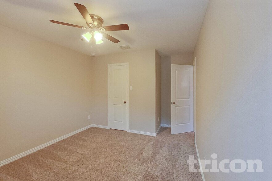 Building Photo - 1348 Renoir Dr