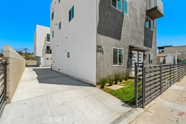 Building Photo - 3841 E Cesar E Chavez Ave