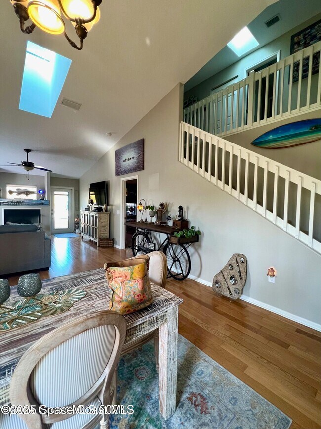 Building Photo - 263 Coastal Hill Dr