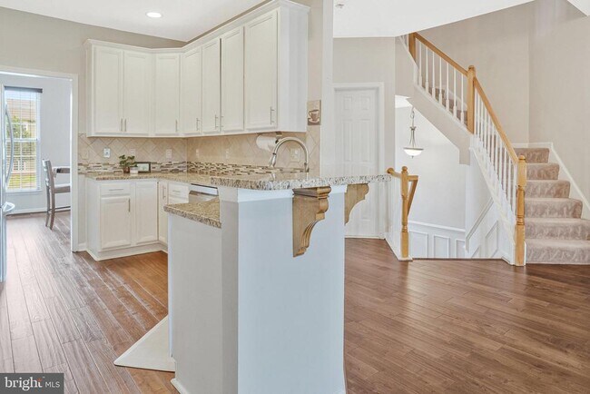 Building Photo - 22438 Maison Carree Square