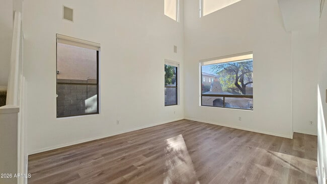 Building Photo - 11421 W Pima St