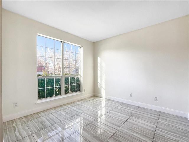 Building Photo - 2328 Heads And Tails Ln