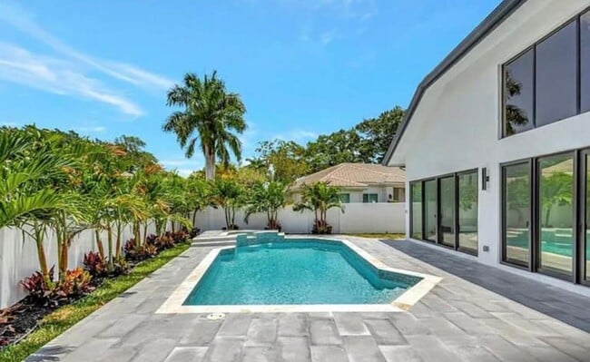 Building Photo - 2299 NW 55th St