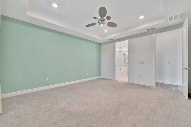 Building Photo - Del Webb Bayview Home, Active 55+ Communit...