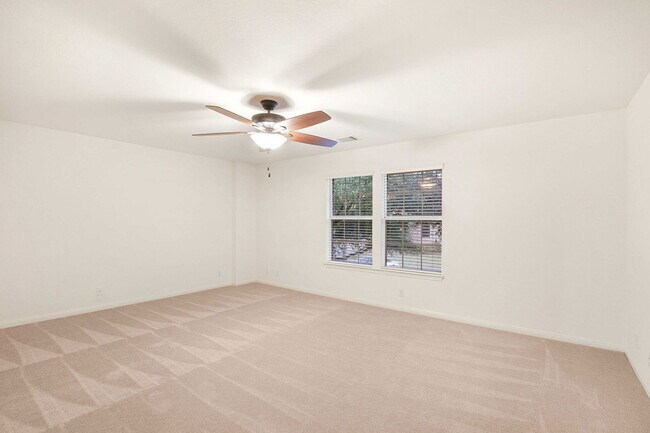 Building Photo - 2514 Crenshaw Dr