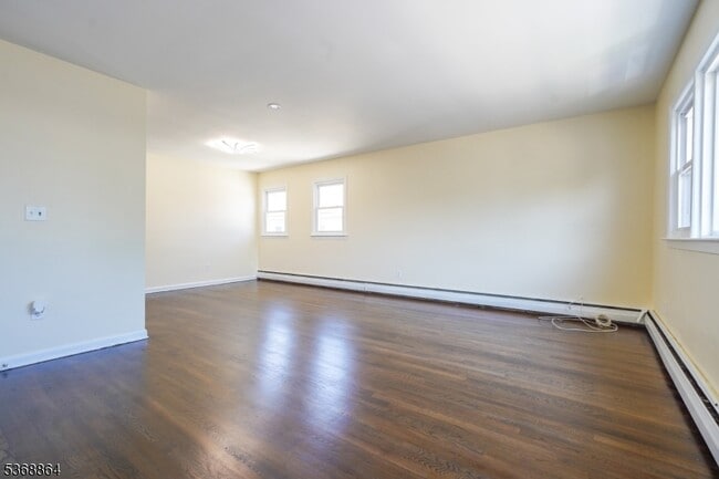 Building Photo - 47 Brighton Terrace