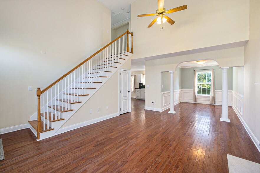 Building Photo - 1573 Ocean Neighbors Blvd