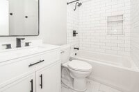 Building Photo - 118 Camelot Ct