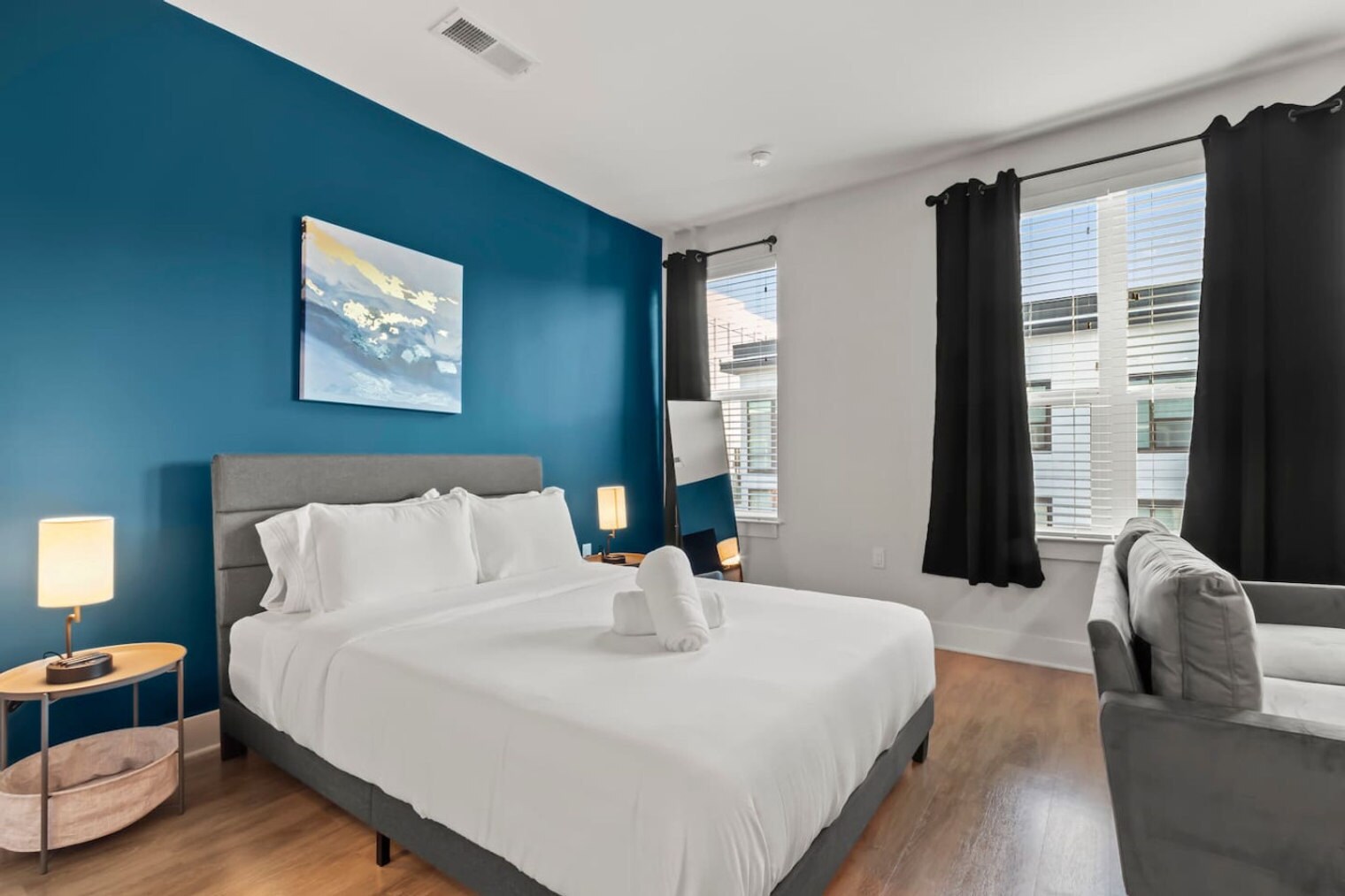 Building Photo - 2317 W Grace St