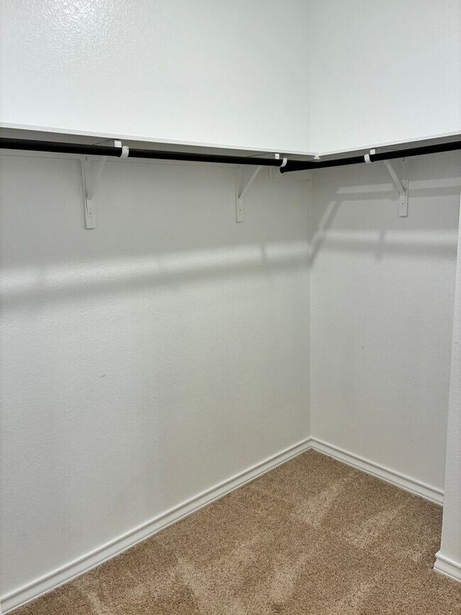 Building Photo - 3BR/2BA w/ Fenced Yard + Assigned Parking in Liberty Hill, TX