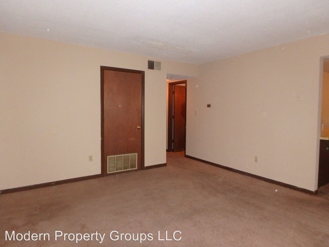 Building Photo - 2707 Quail Dr