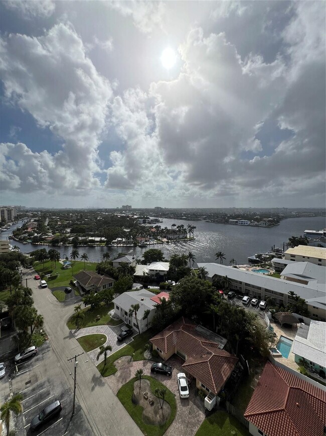 Building Photo - 1200 Hibiscus Ave