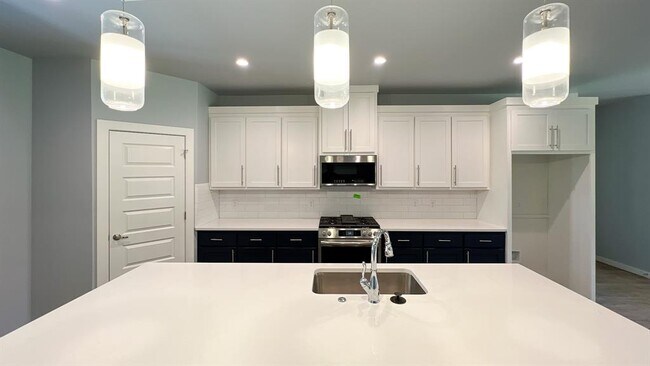 Building Photo - 17611 Natalie Ct