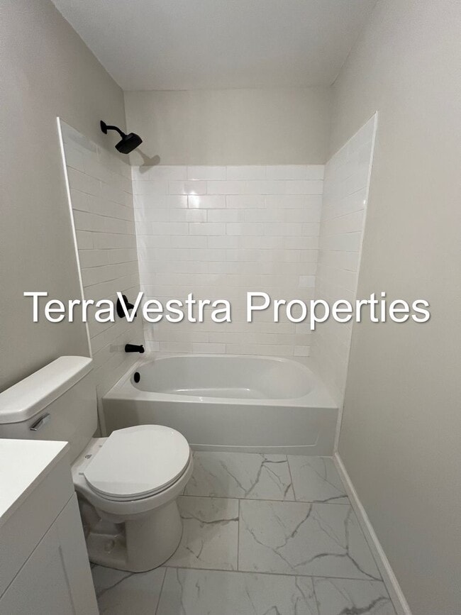 Building Photo - 3 Bed Single Family in Clayton! Eligible for $500 Security Deposit.