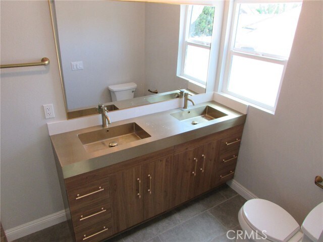 Building Photo - 28011 Indian Rock Dr