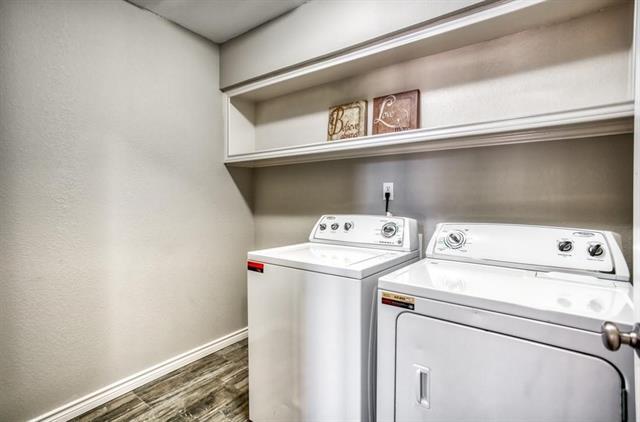 Building Photo - 5421 N Briar Ridge Cir