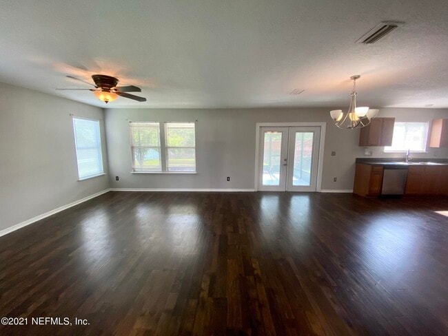 Building Photo - 7147 Newman Lake Ct
