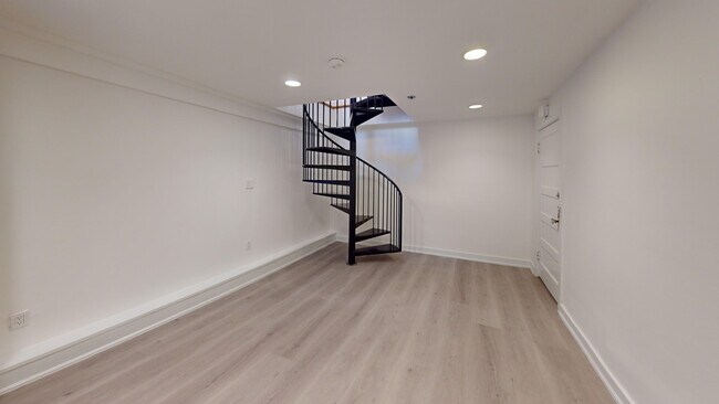 Building Photo - 1408 California St