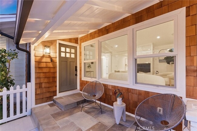 Building Photo - 12947 La Maida St