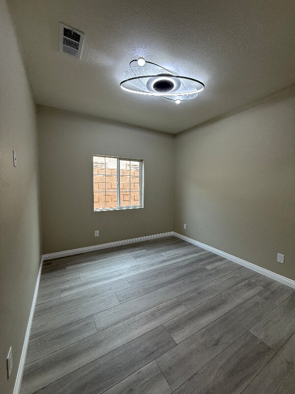 Building Photo - 7398 N Maple Ave