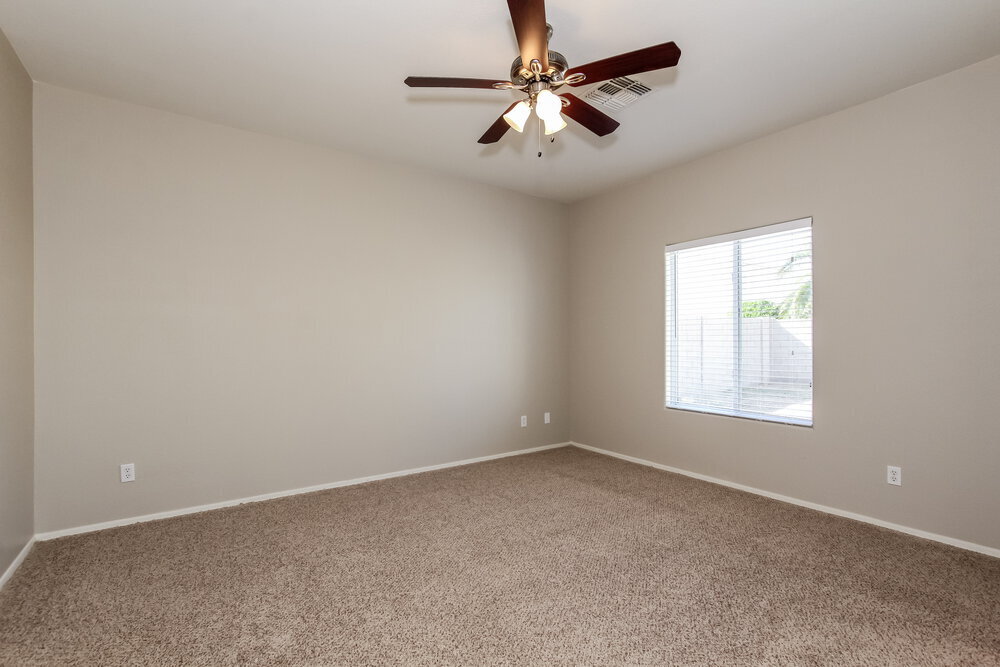 Building Photo - 13148 W Redfield Rd