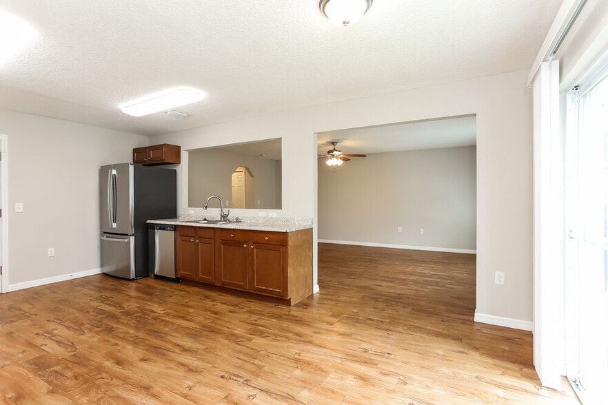 Building Photo - 3536 Alec Dr