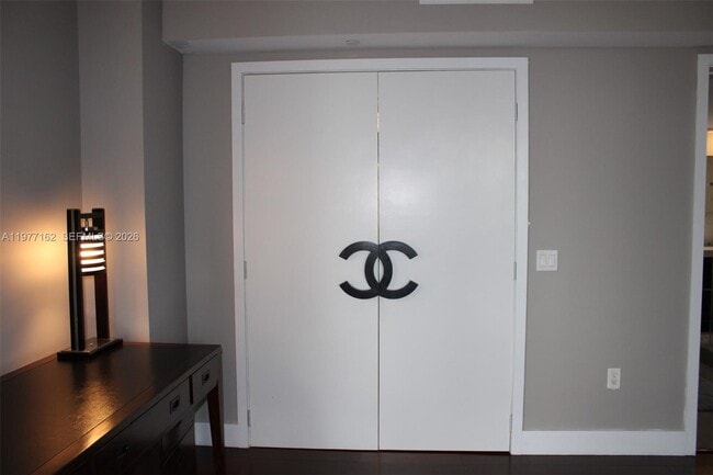 Building Photo - 31 SE 6th St