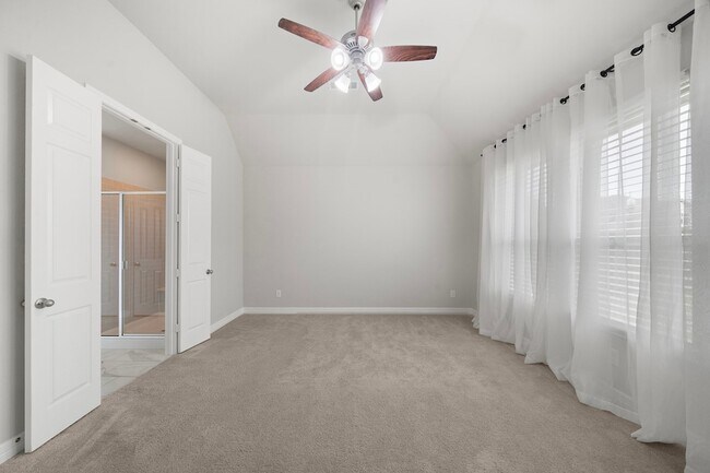 Building Photo - 27130 Spanish Wind Ct