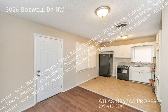 Building Photo - 3026 Boswell Dr NW