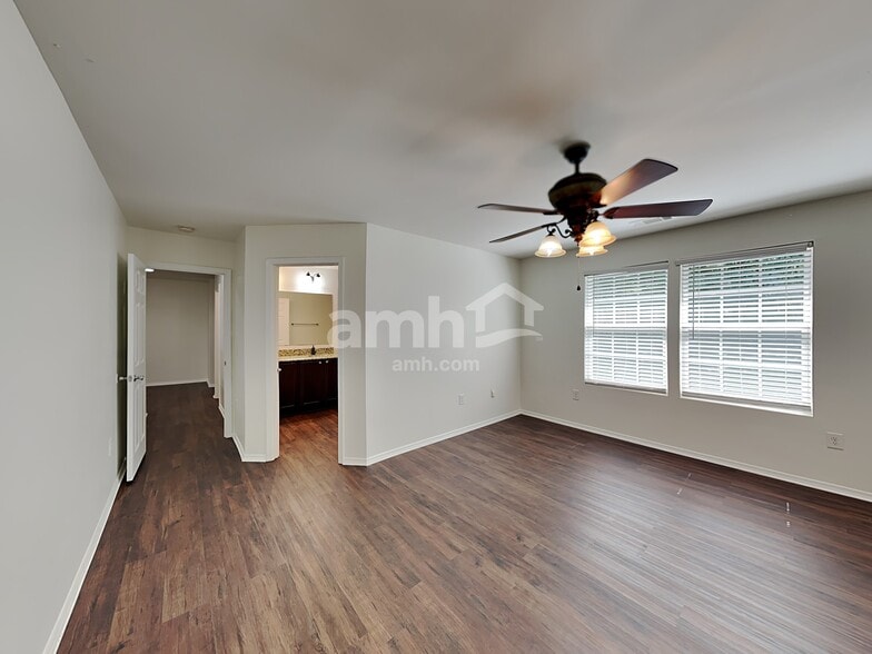 Building Photo - 4915 Manchineel Ln