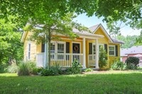 Building Photo - 600 Hillcrest Dr